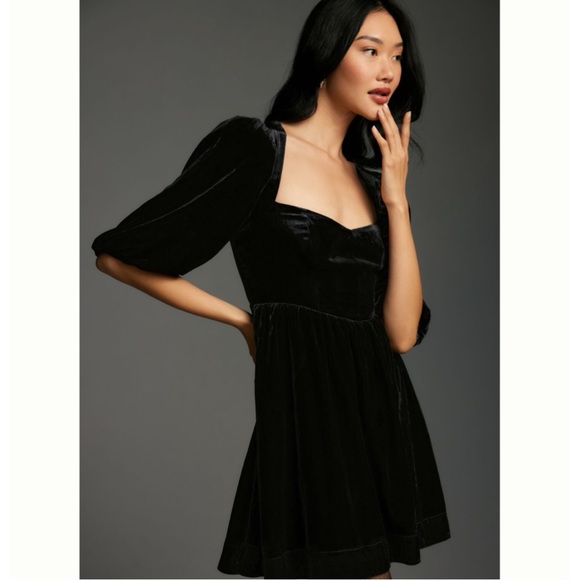 ❌Sold - Maeve Velvet Sweetheart Mini Dress Anthropologie - Picture 2 of 15